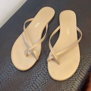 Tkees Sandals size 8/39